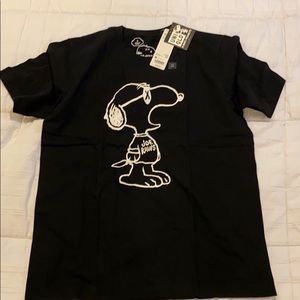 Uniqlo Kaws x Peanuts Snoopy T-Shirt